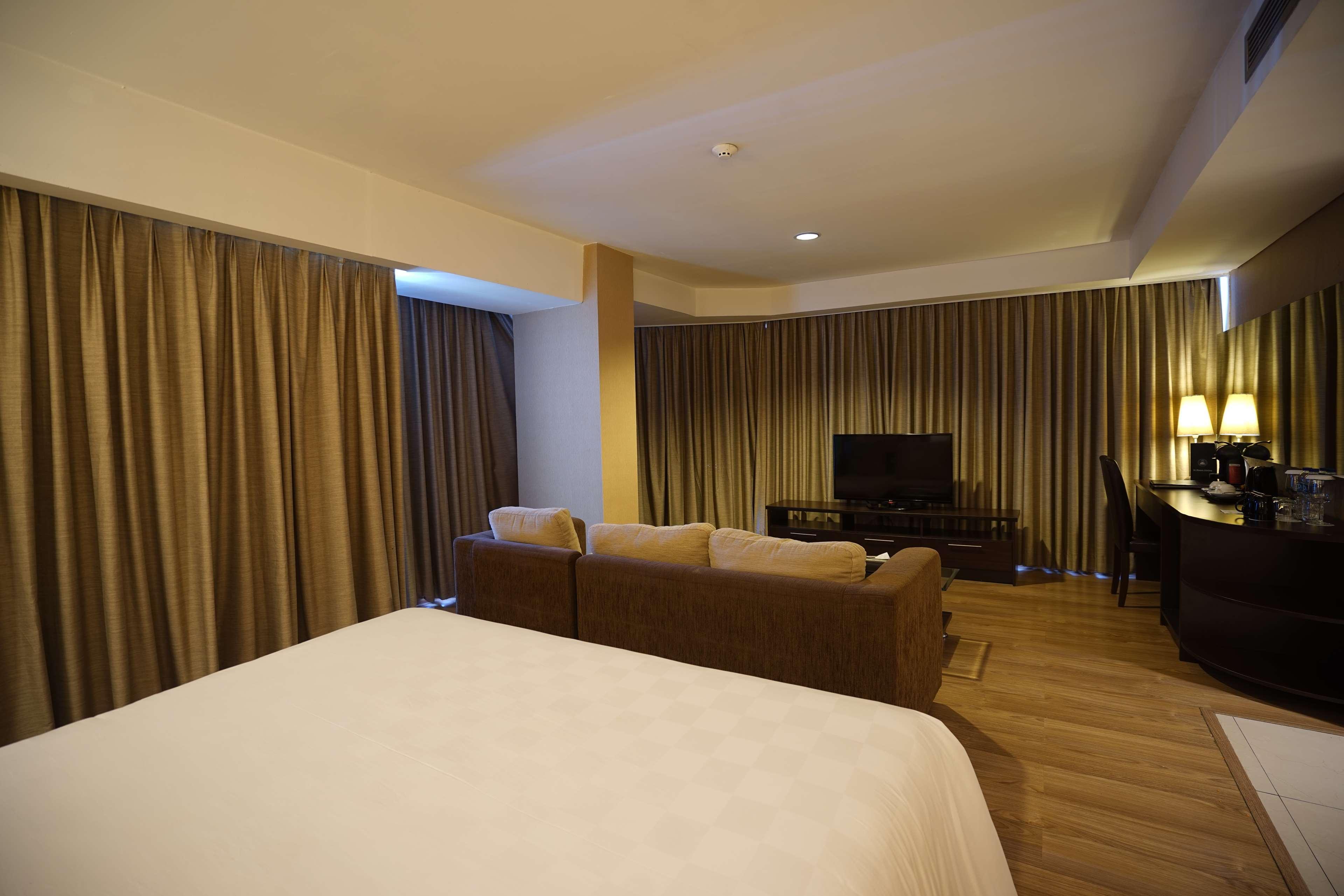 Best Western Premier The Hive Джакарта Екстер'єр фото